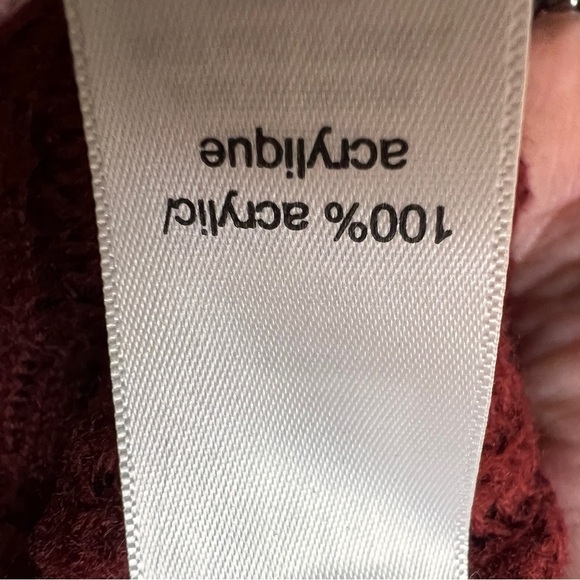 MAURICES Burgundy Knit Sweater w/Decorative knit on sleeves & front of body. - Picture 5 of 5